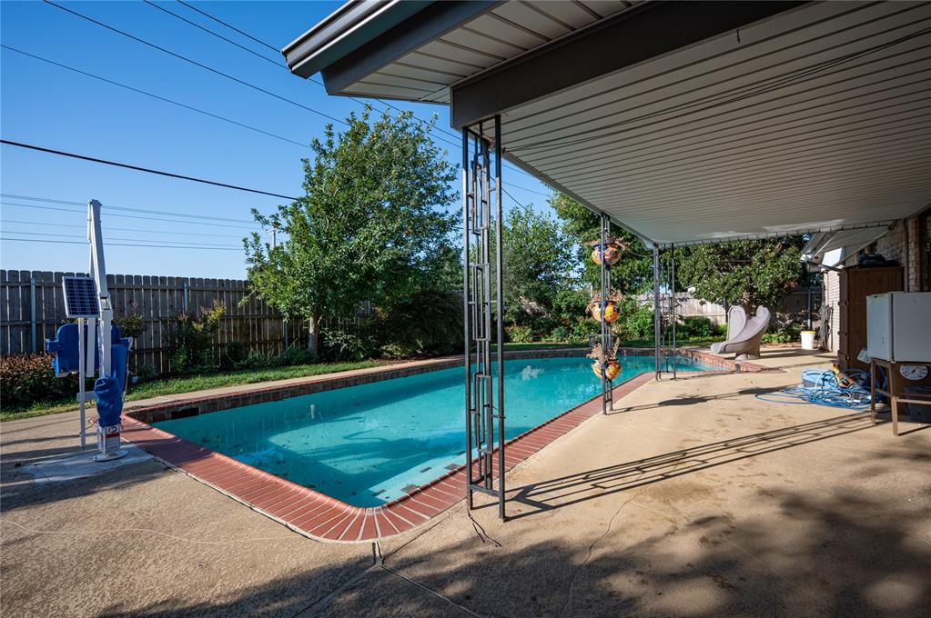 1008 SW 118th Place