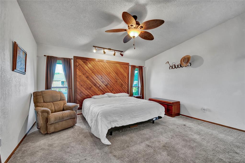 1008 SW 118th Place