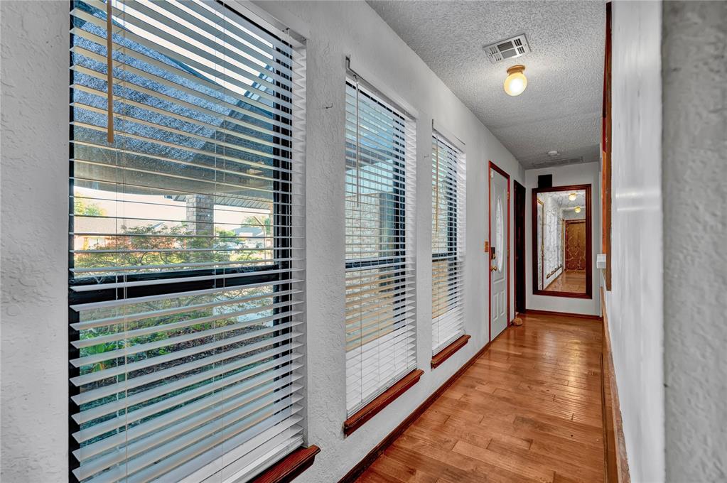 1008 SW 118th Place