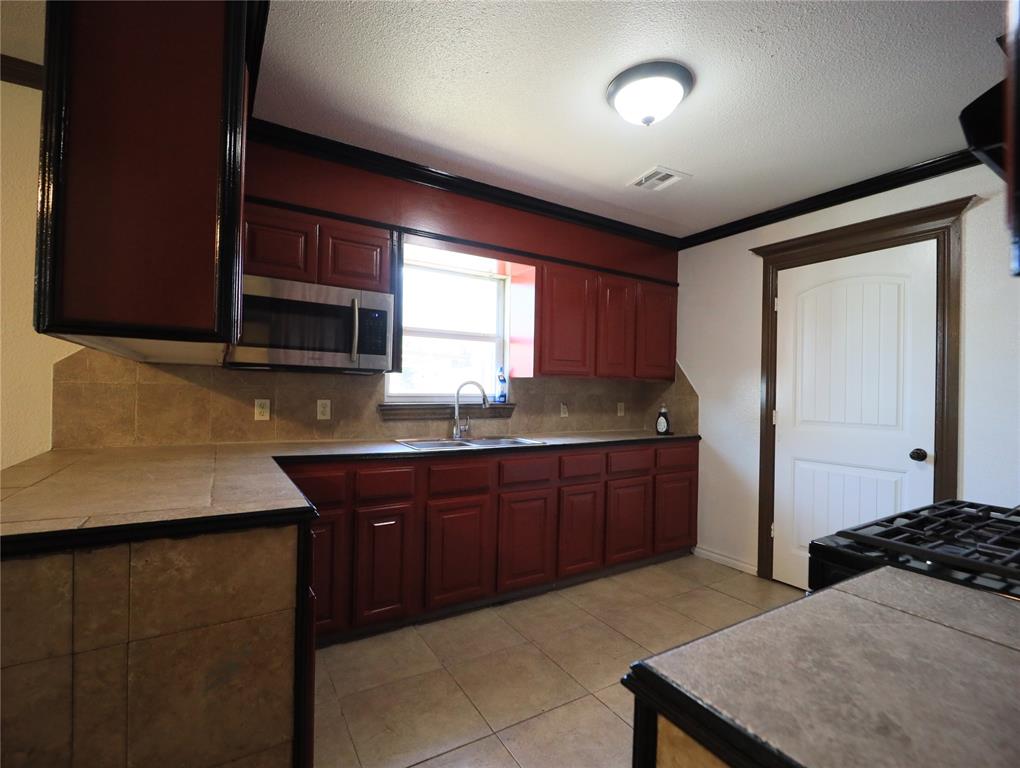 2539 SW 32nd Street