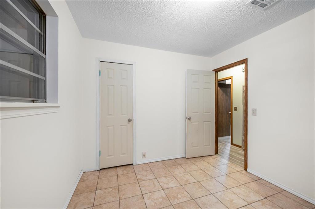 33 SW 54th Street