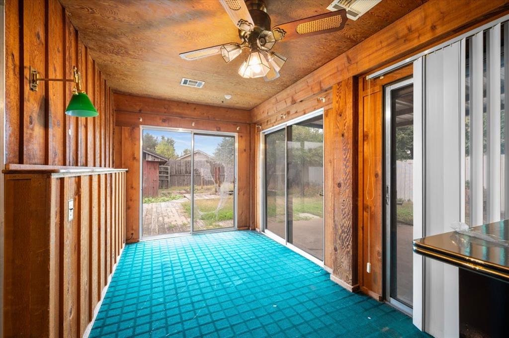 33 SW 54th Street
