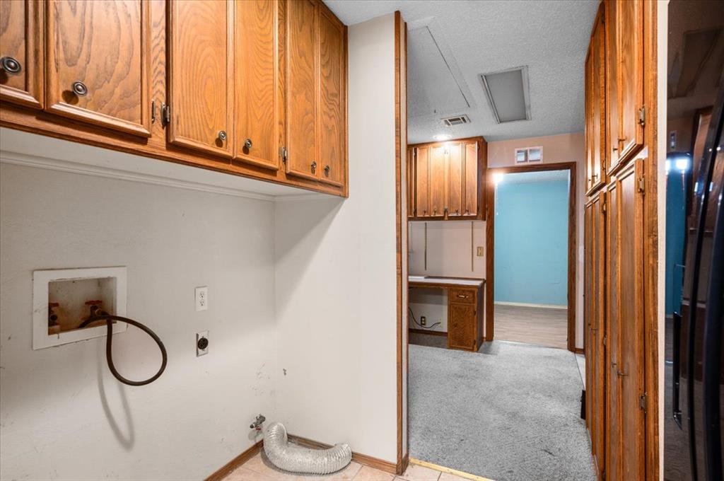 33 SW 54th Street