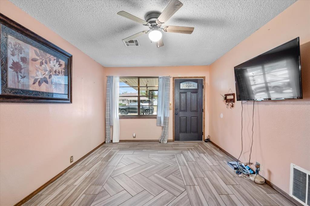 33 SW 54th Street