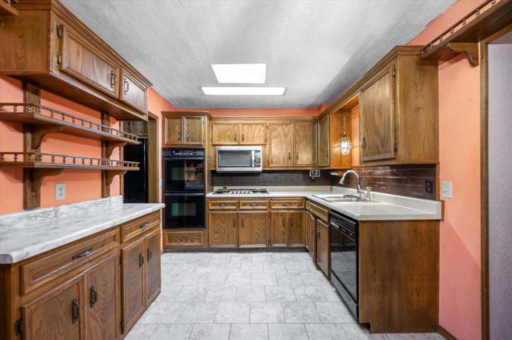 33 SW 54th Street