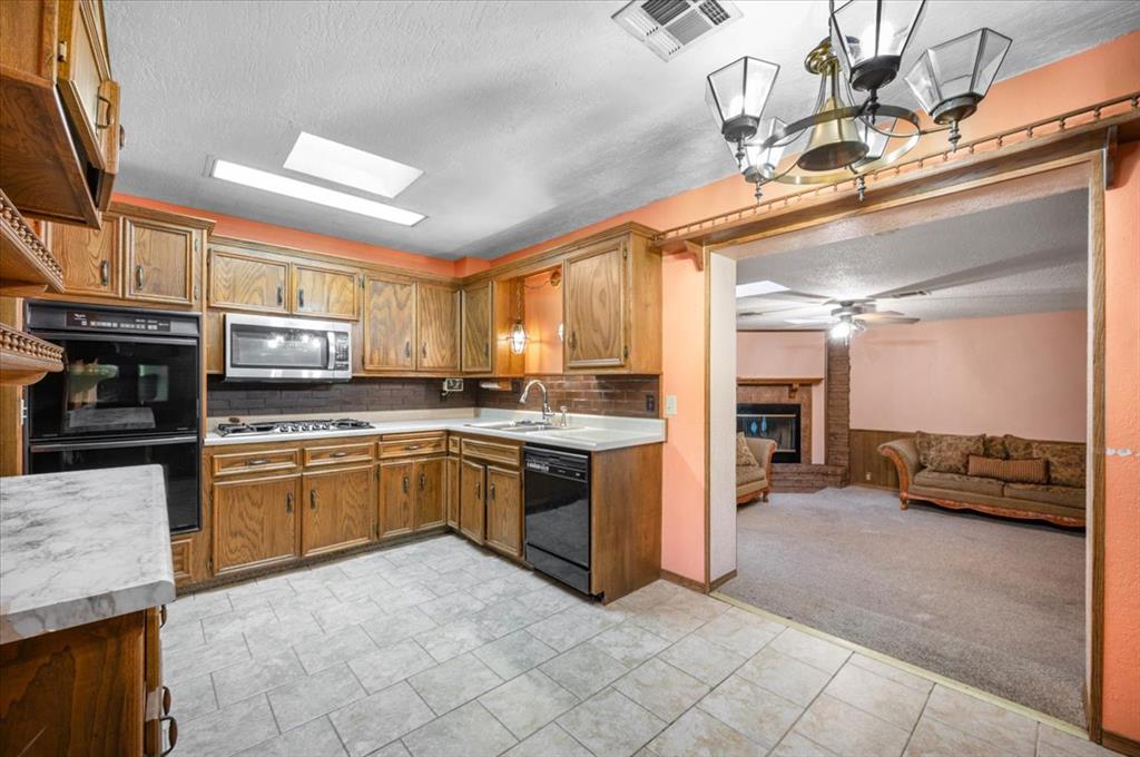 33 SW 54th Street