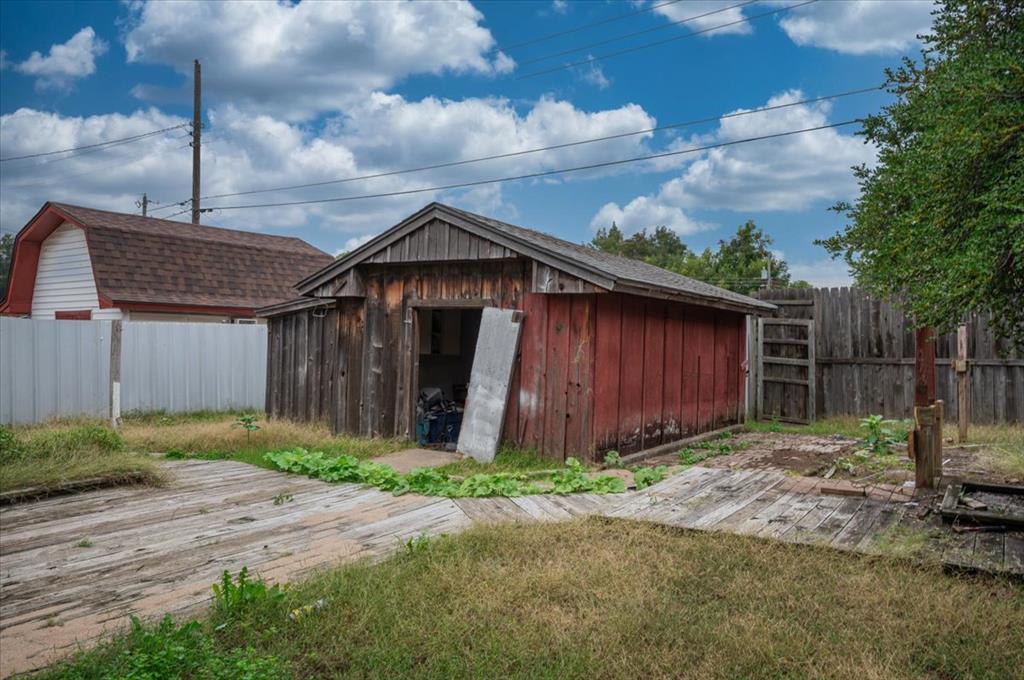 33 SW 54th Street