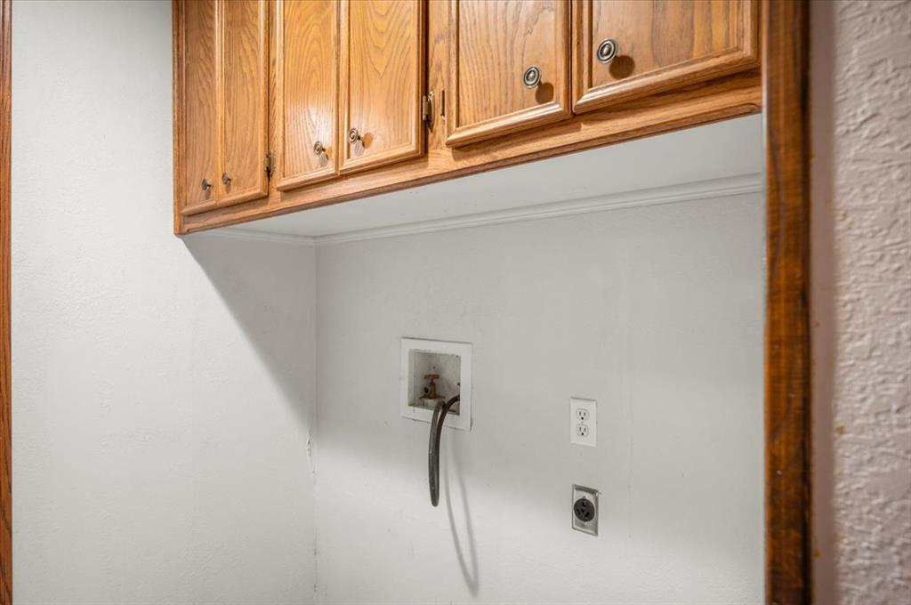 33 SW 54th Street