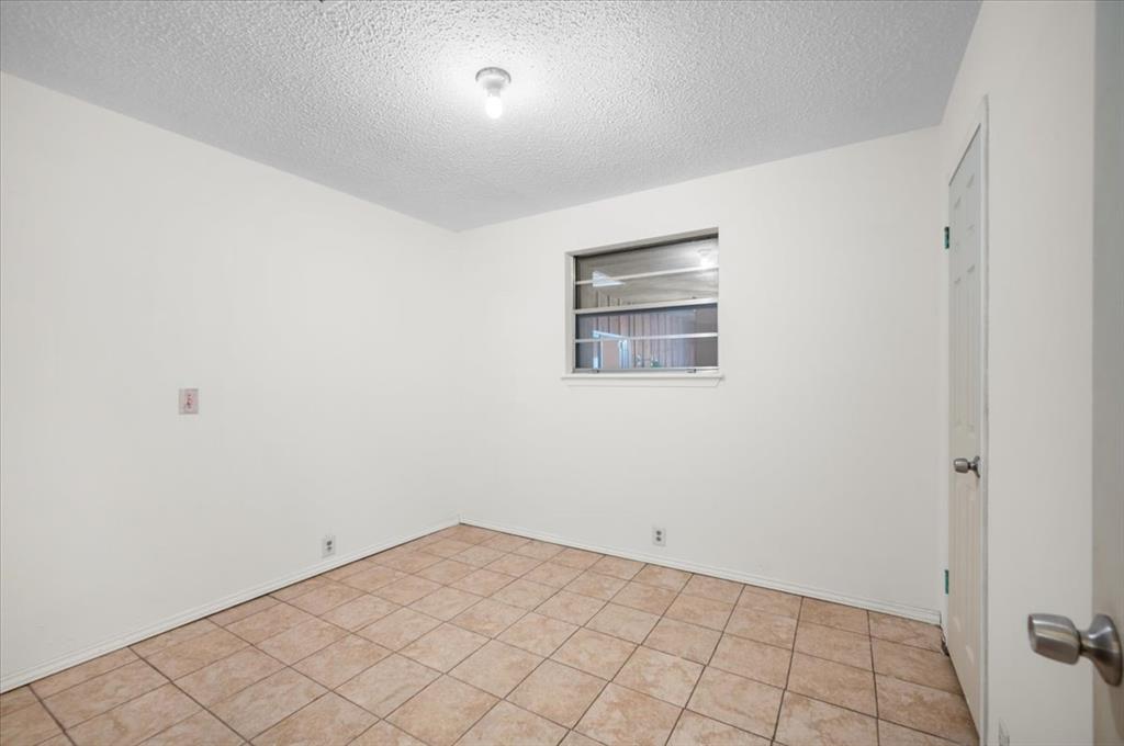 33 SW 54th Street