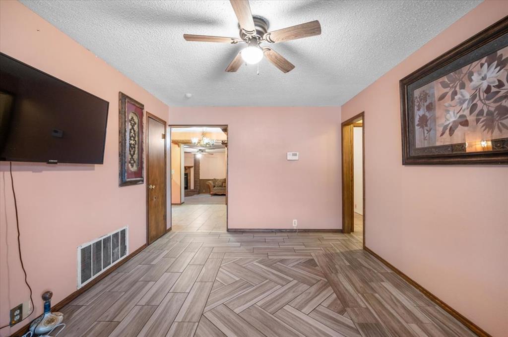 33 SW 54th Street