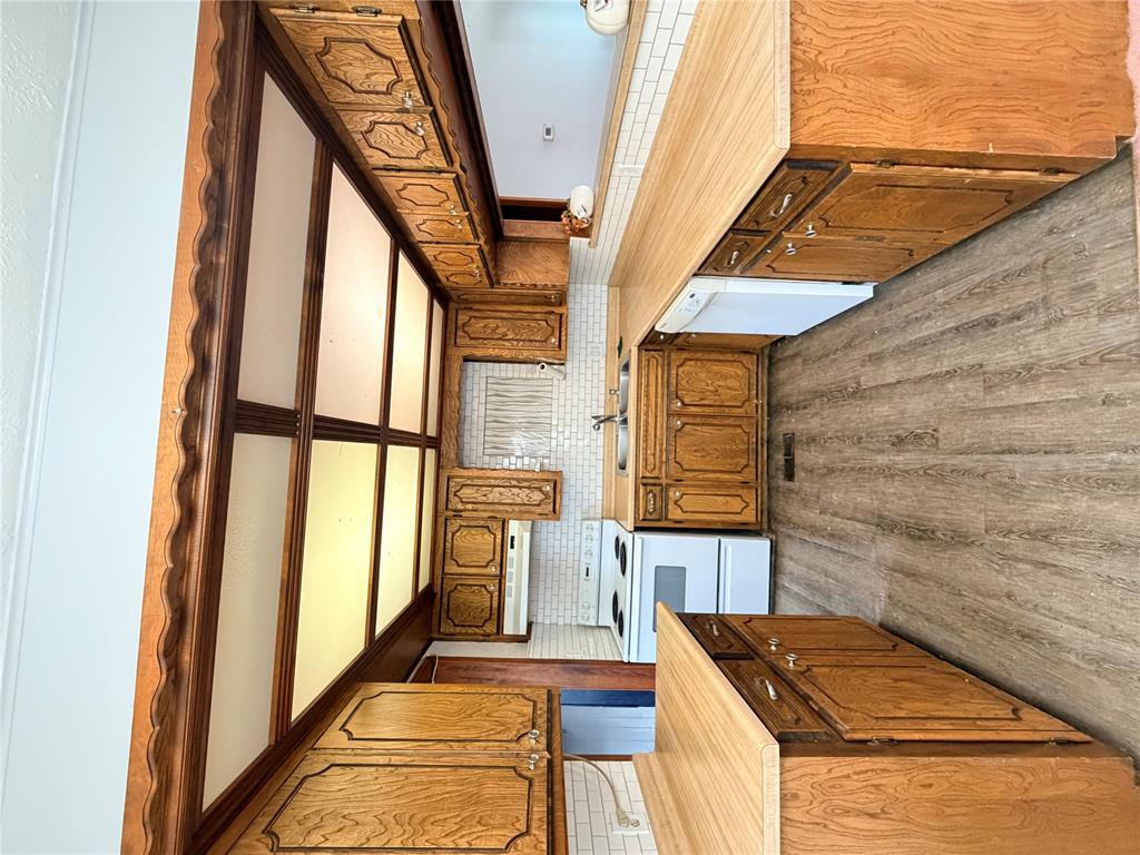 3520 S Parkview Avenue