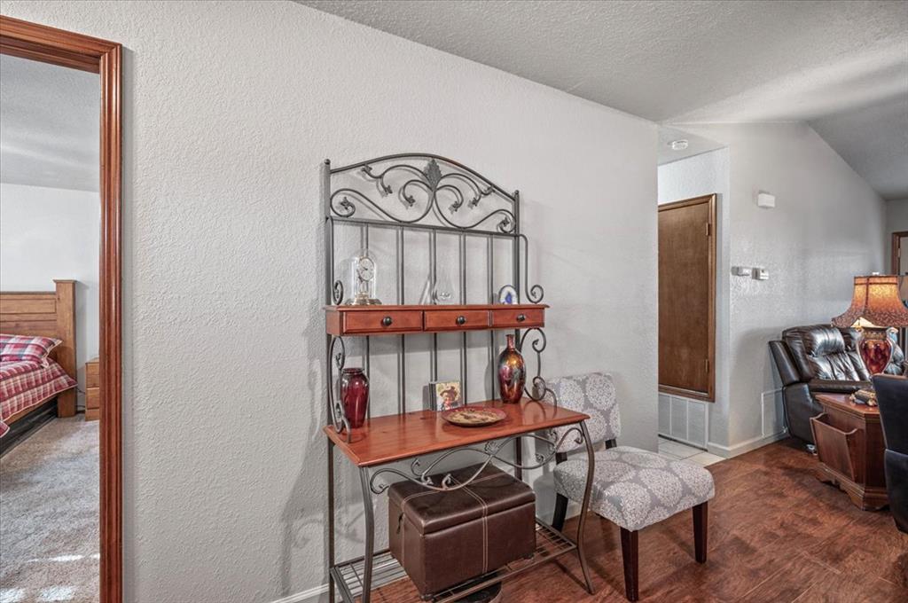 10203 Shadowview Drive