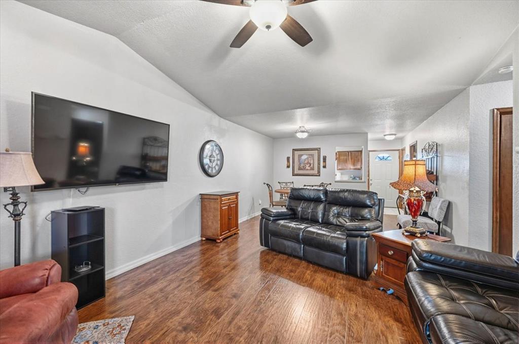 10203 Shadowview Drive