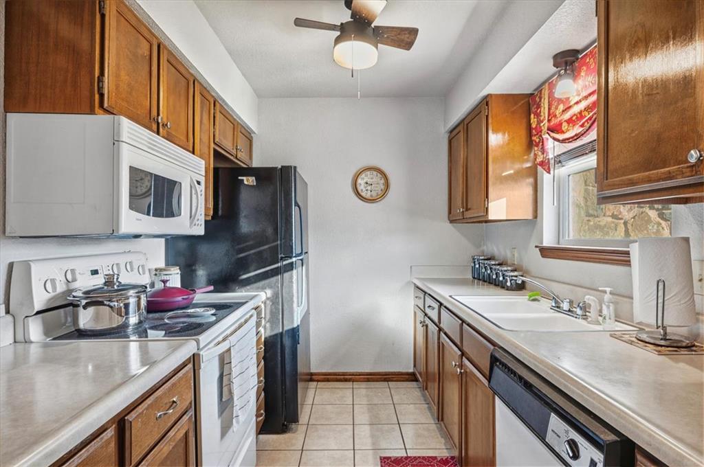 10203 Shadowview Drive