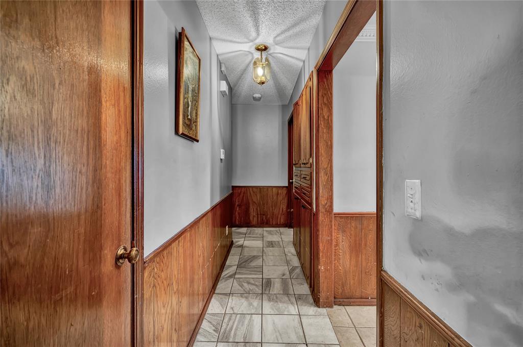 3605 Rolling Lane