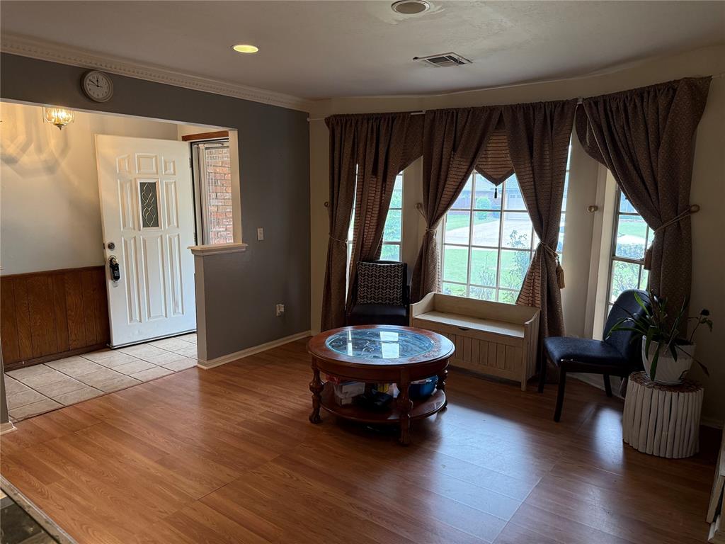 3605 Rolling Lane