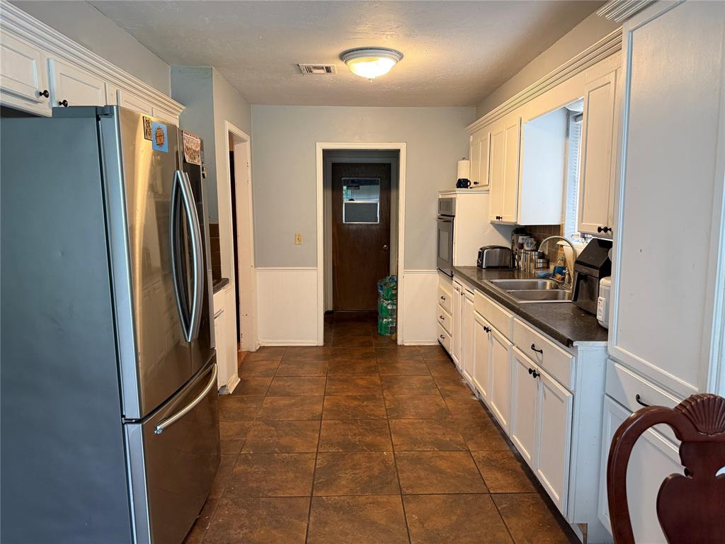 3605 Rolling Lane