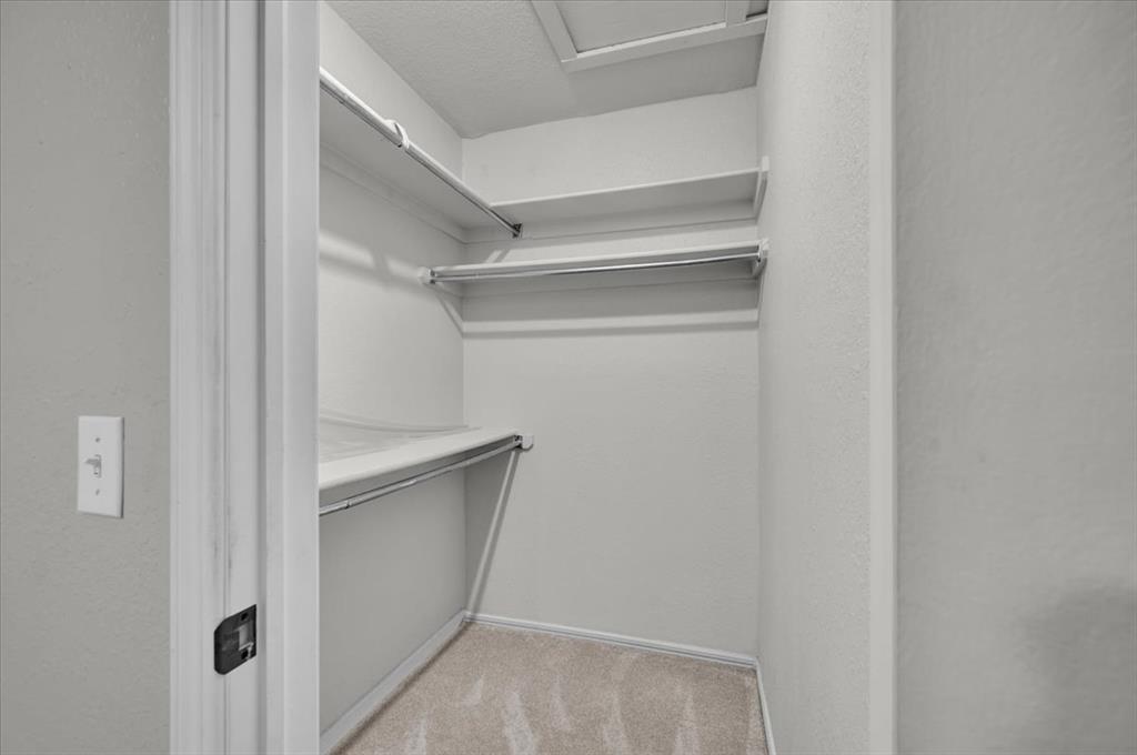 10201 Shadowview Drive