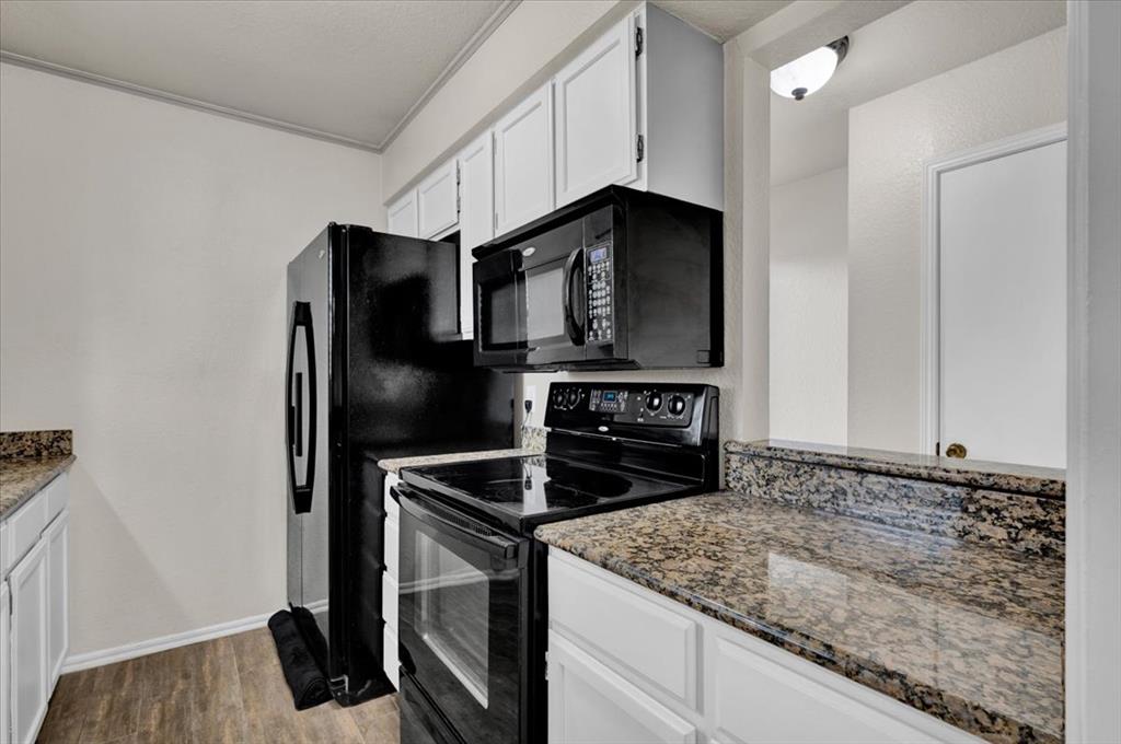 10201 Shadowview Drive