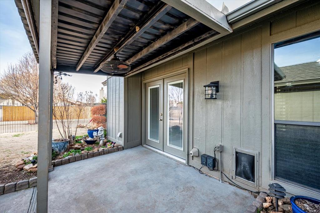 10201 Shadowview Drive