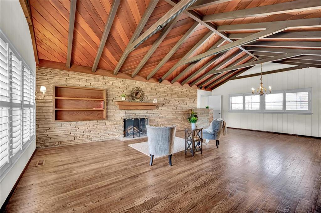 201 Burlingame Drive