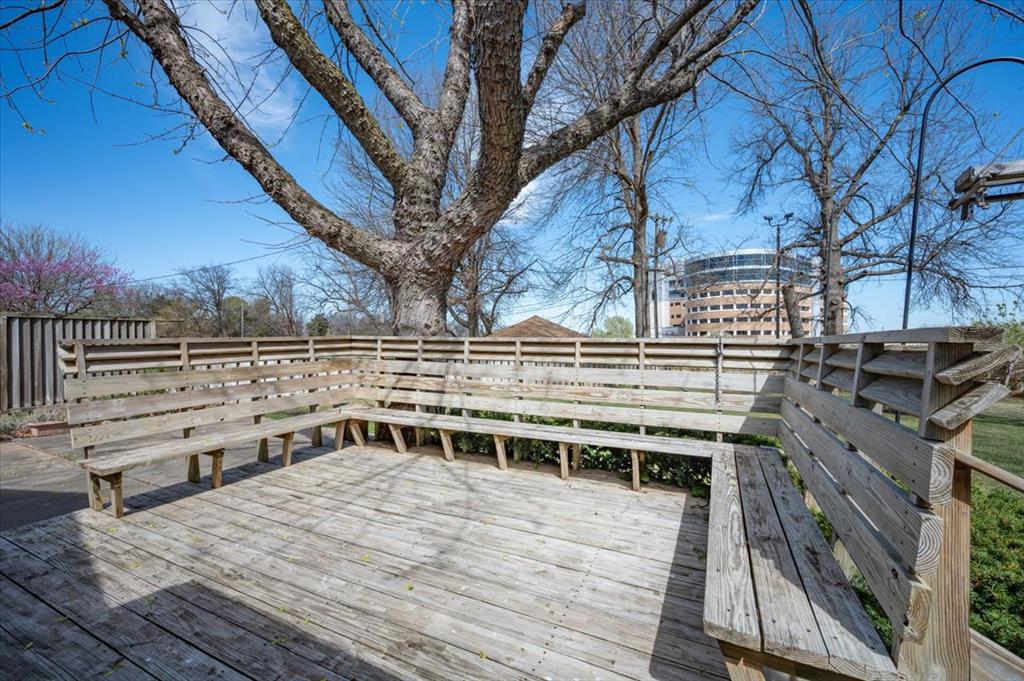 201 Burlingame Drive