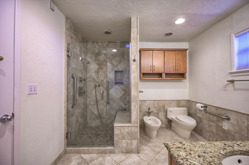 201 Burlingame Drive