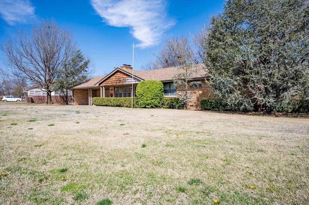 201 Burlingame Drive