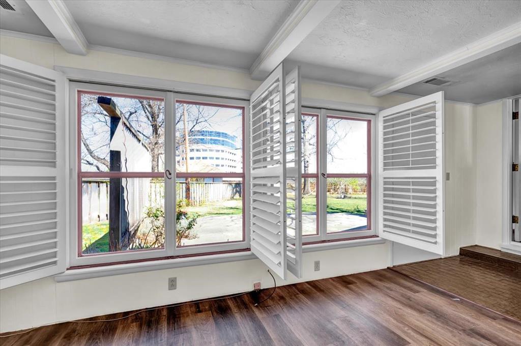 201 Burlingame Drive