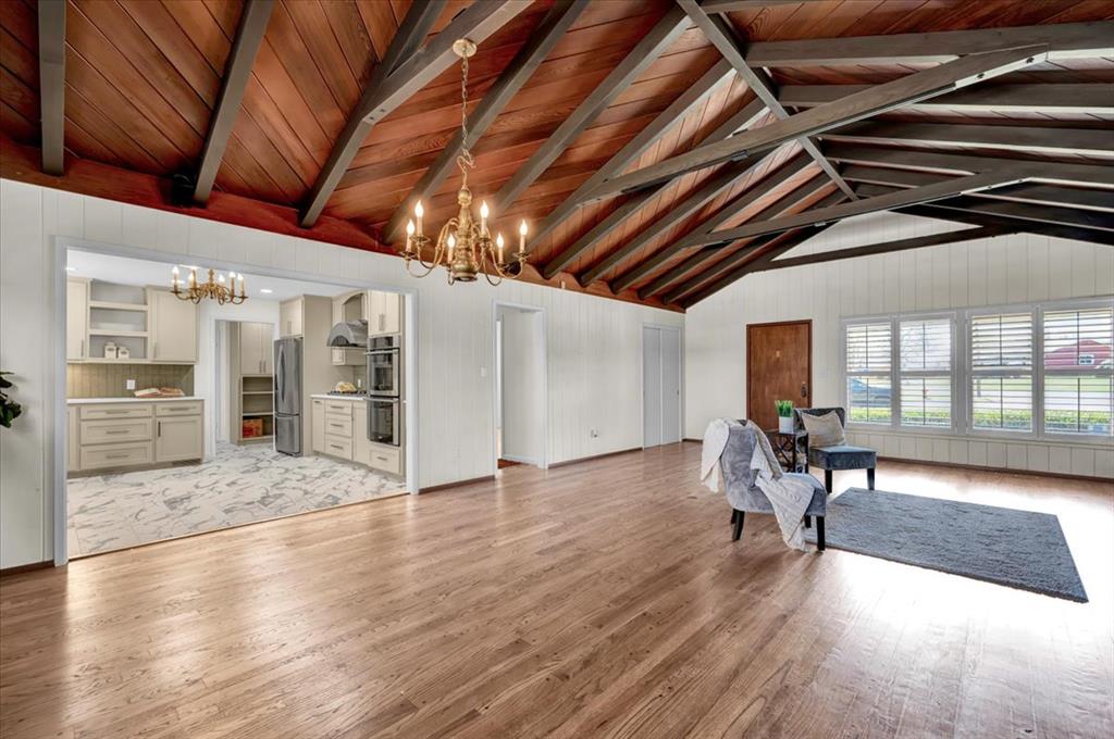 201 Burlingame Drive