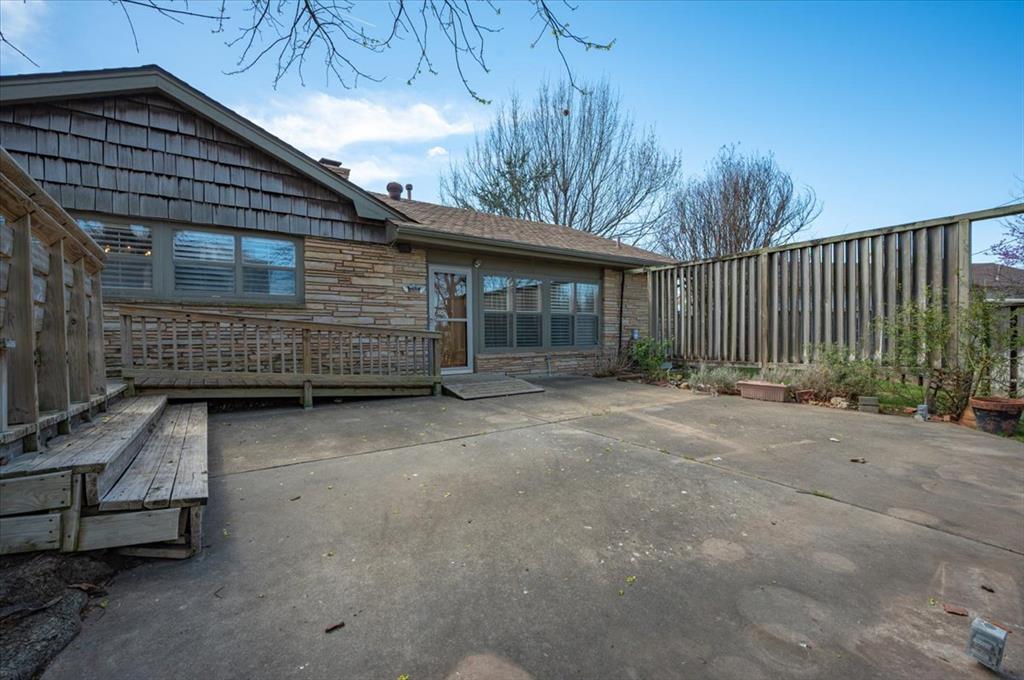 201 Burlingame Drive