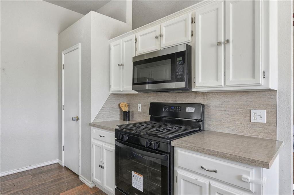 10304 Lighthouse Court