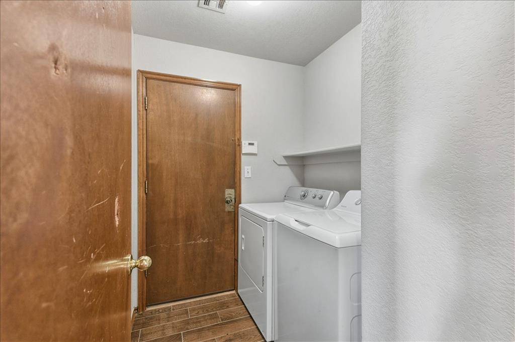 10304 Lighthouse Court