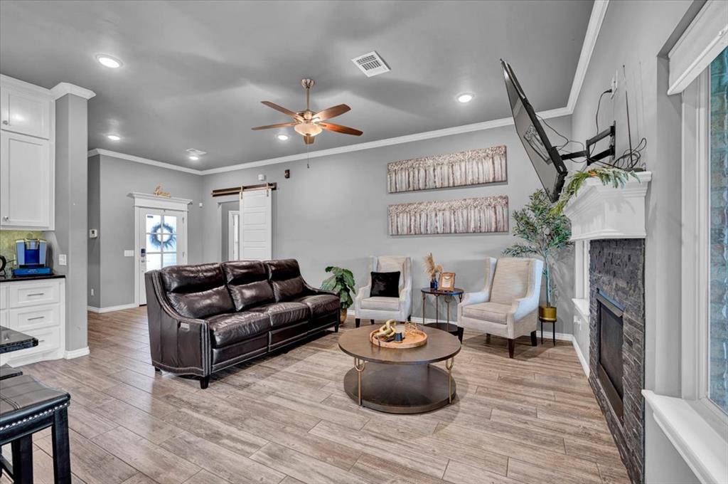 612 Bison Crossing Drive