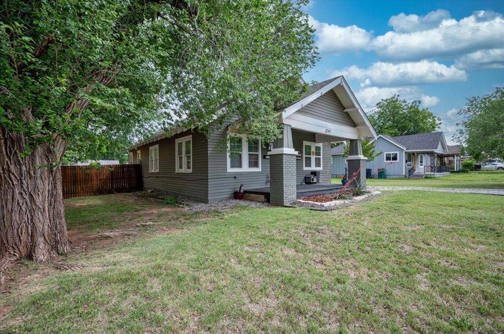 2247 NW 35th Street