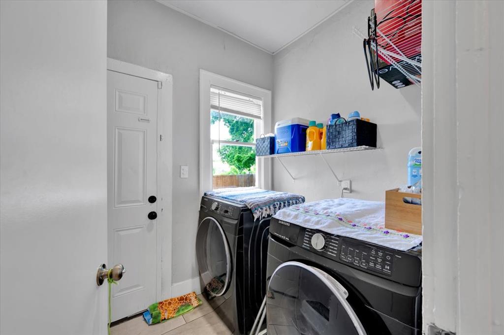 2247 NW 35th Street