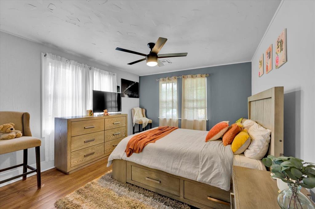 2247 NW 35th Street