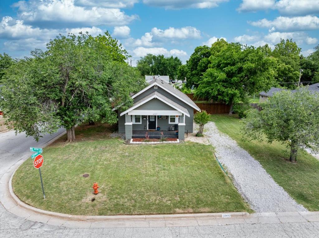 2247 NW 35th Street