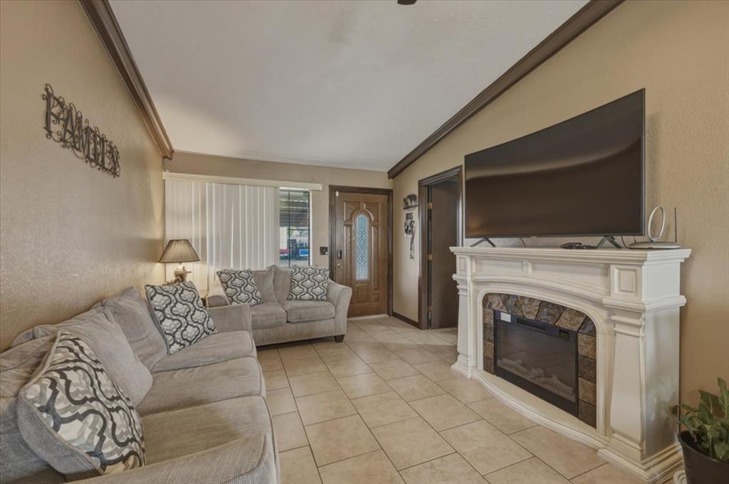 1305 SW 62nd Street