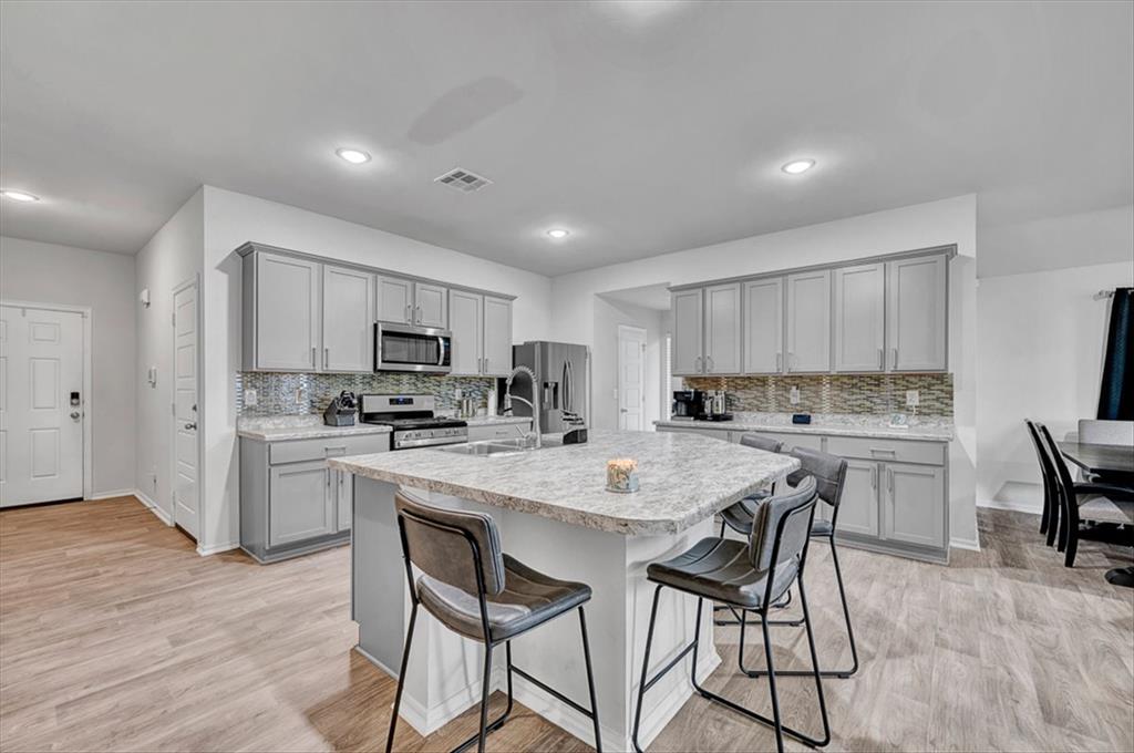 3512 Moraine Drive