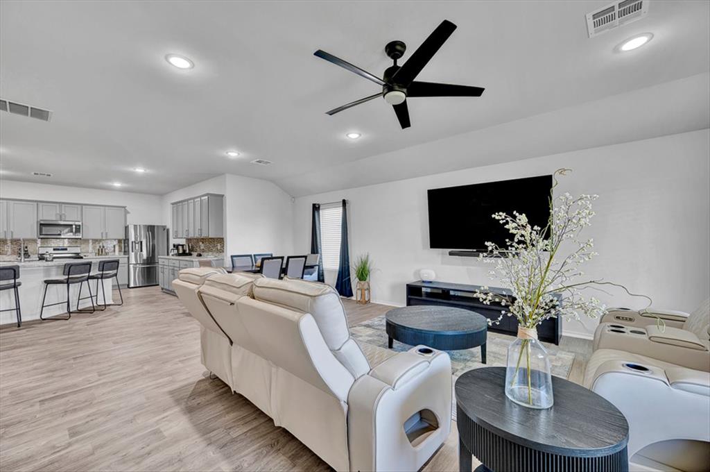 3512 Moraine Drive