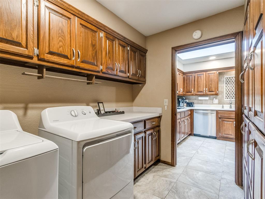 1615 Fox Hollow Ridge