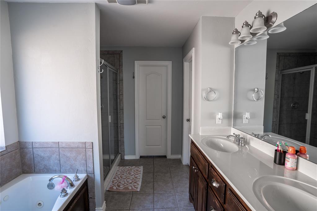 10820 NW 37th Street