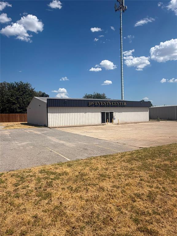 1216 N Council Road