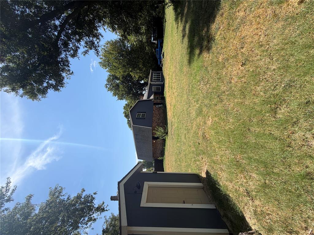 237 E Mohr Lane