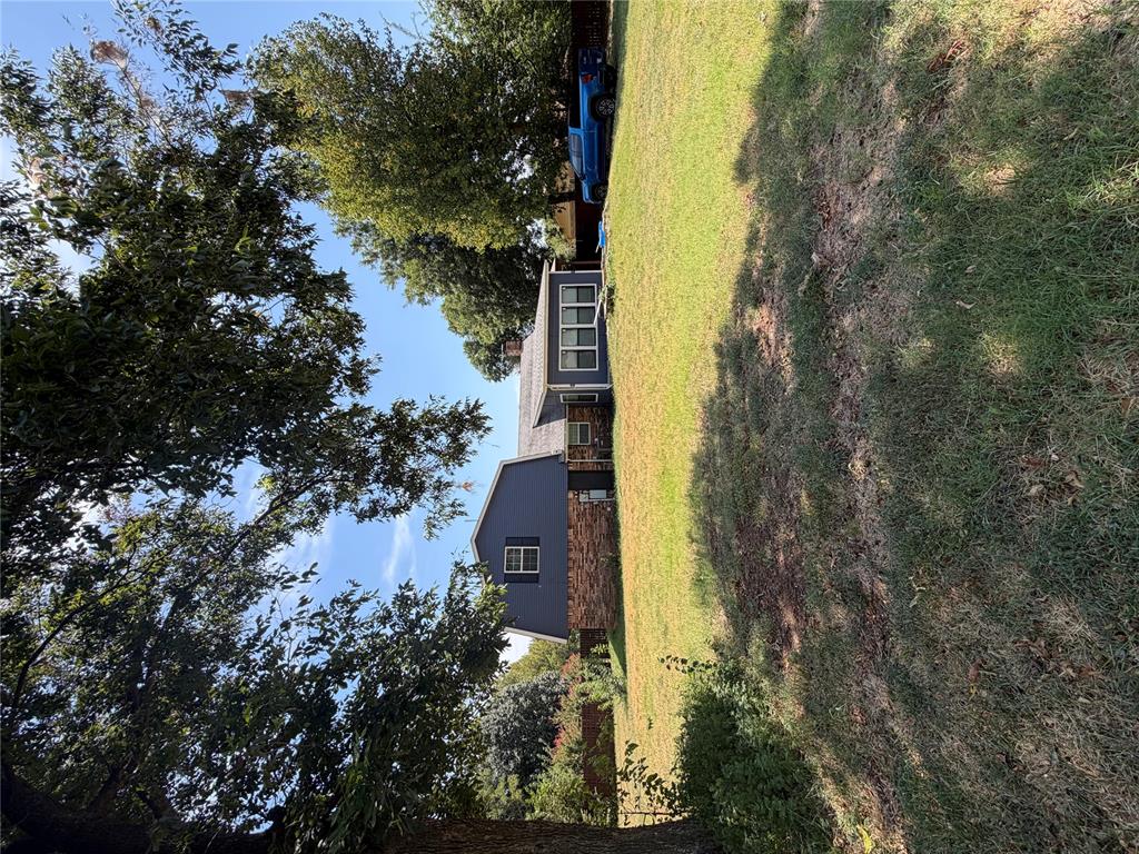 237 E Mohr Lane