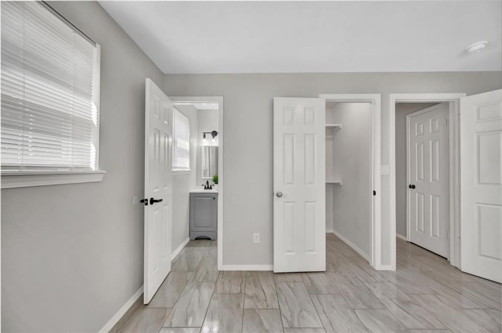 1209 Lawton