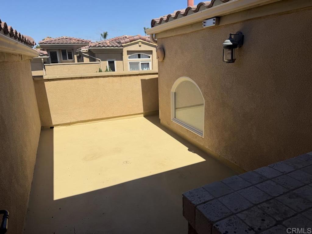 251 N Rios Avenue