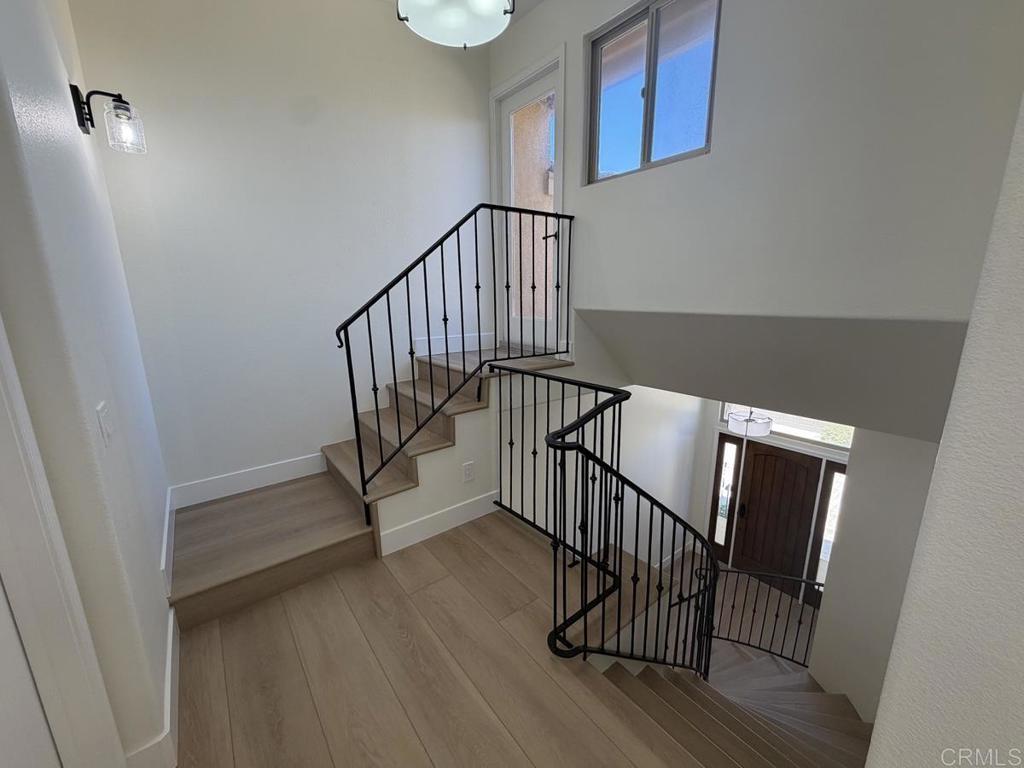 251 N Rios Avenue