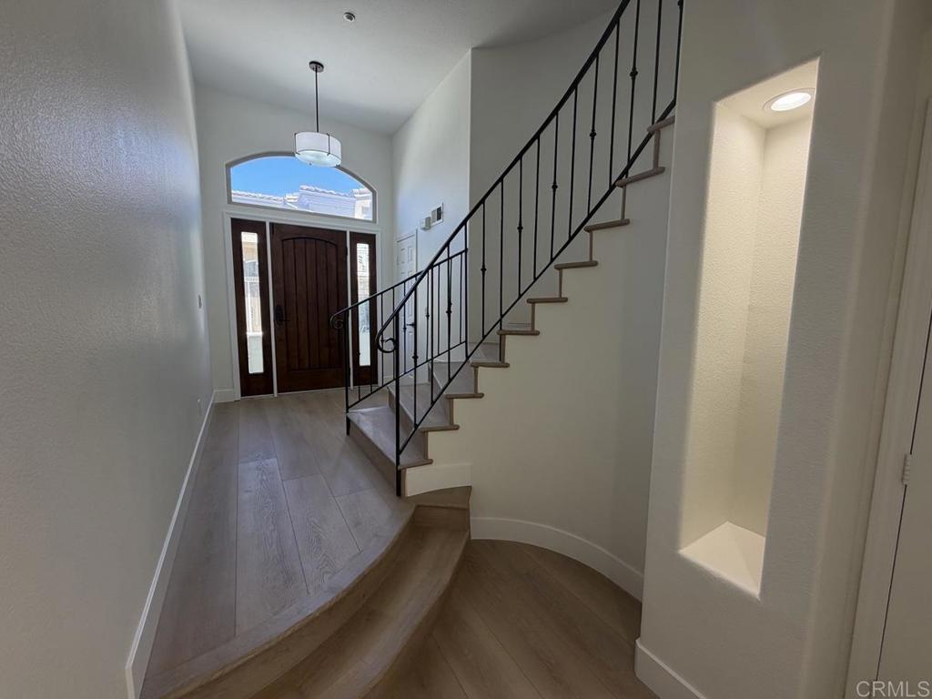 251 N Rios Avenue